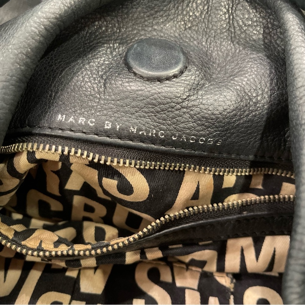 Gently used Marc by Marc Jacobs black leather hobo purse - Picture 15 of 16